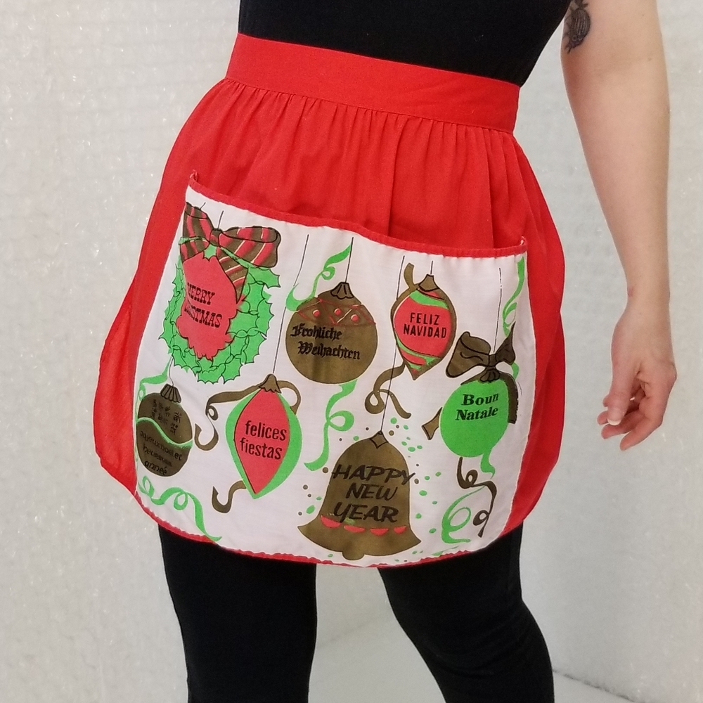 Vintage hand painted Christmas half apron - Picture 4 of 5